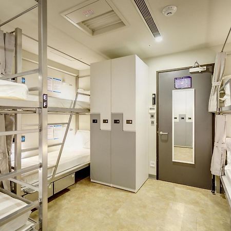 Space Inn Xinyi Тайбэй Экстерьер фото