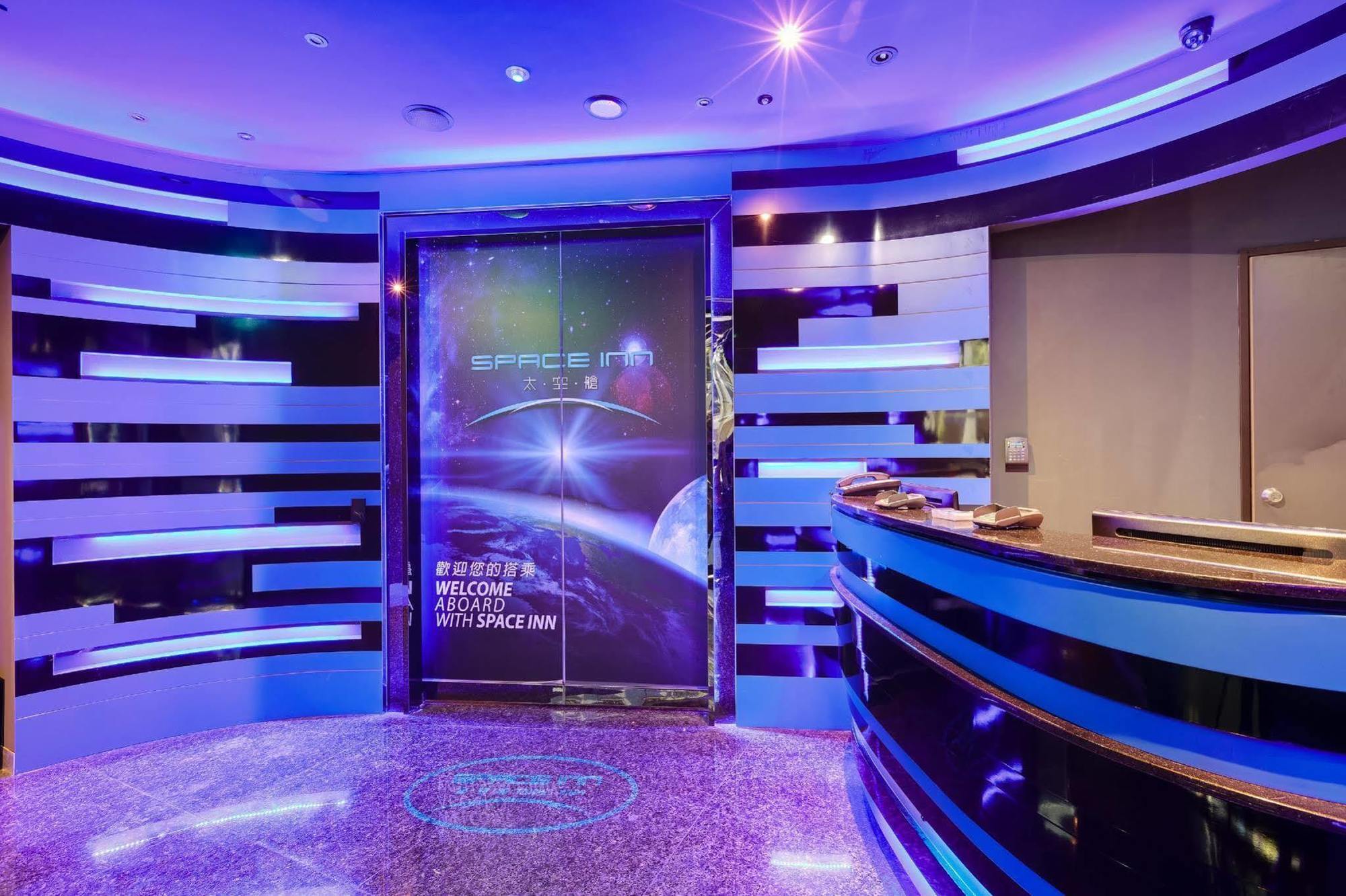 Space Inn Xinyi Тайбэй Экстерьер фото